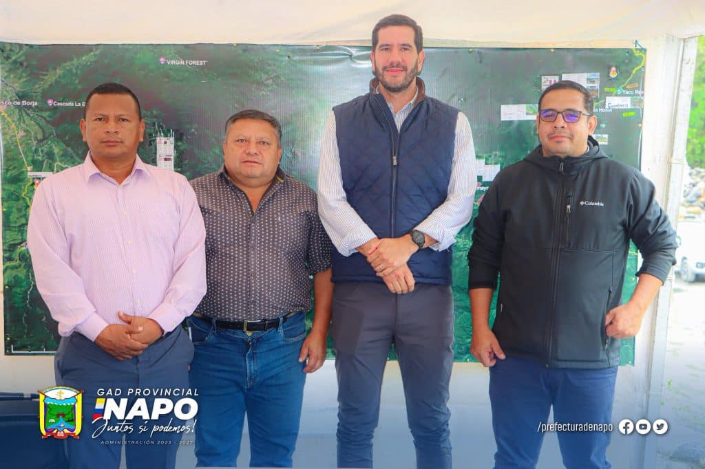 16 nos reunimos con el ministro de transporte, roberto luque. (20 mayo)