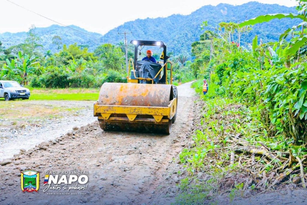 17 reconformación vial en muyuna (20 mayo)