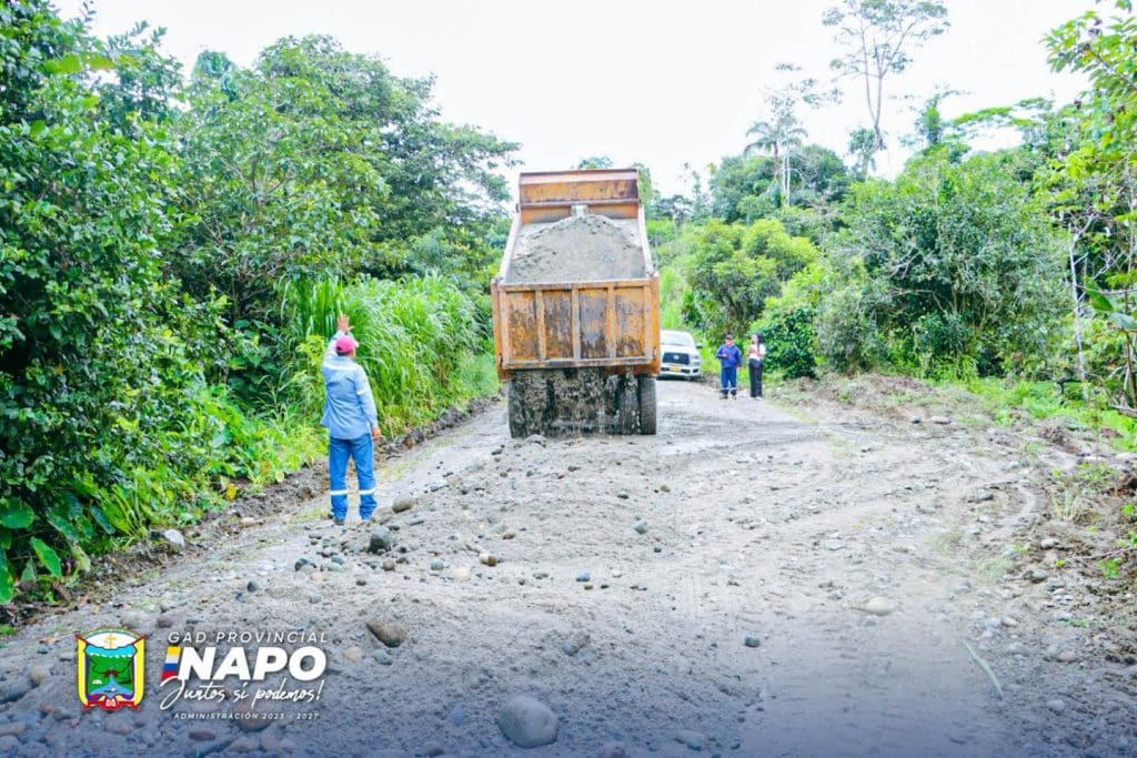 45 ¡el lastrado avanza en misahuallí! (10 junio)