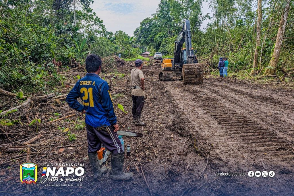 apertura de vía de 1.3 km en la comunidad killuyaku, parroquia puerto napo