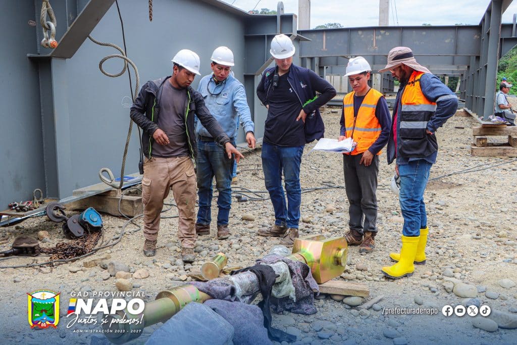 avance en la construcción del puente sobre el río arajuno fortalece la conexión entre napo y pastaza