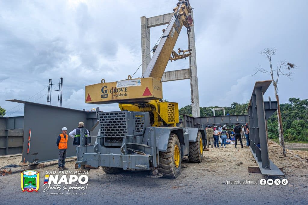 avance en la construcción del puente sobre el río arajuno – misahuallí