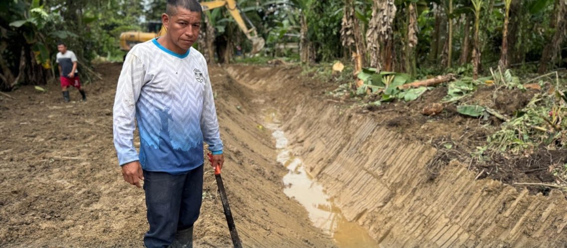 42 drenaje para el desarrollo en santa rosa – parroquia ahuano (9 junio)