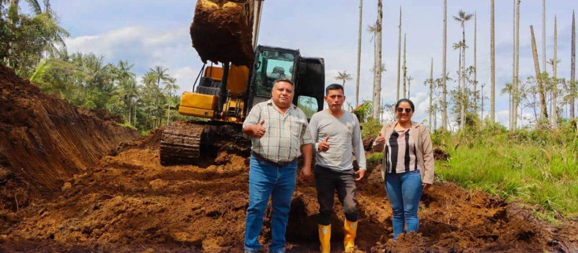 apertura de 2 kilómetros de vía en el sector alto linares – provincia de napo