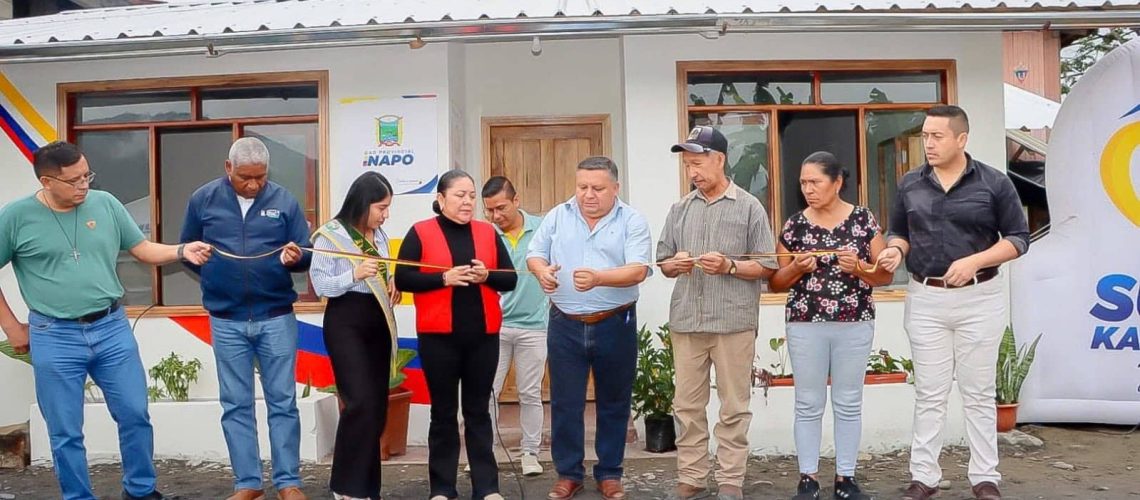 construcción de vivienda digna para la familia zarria alvarado en el barrio chonta loma, cantón el chaco