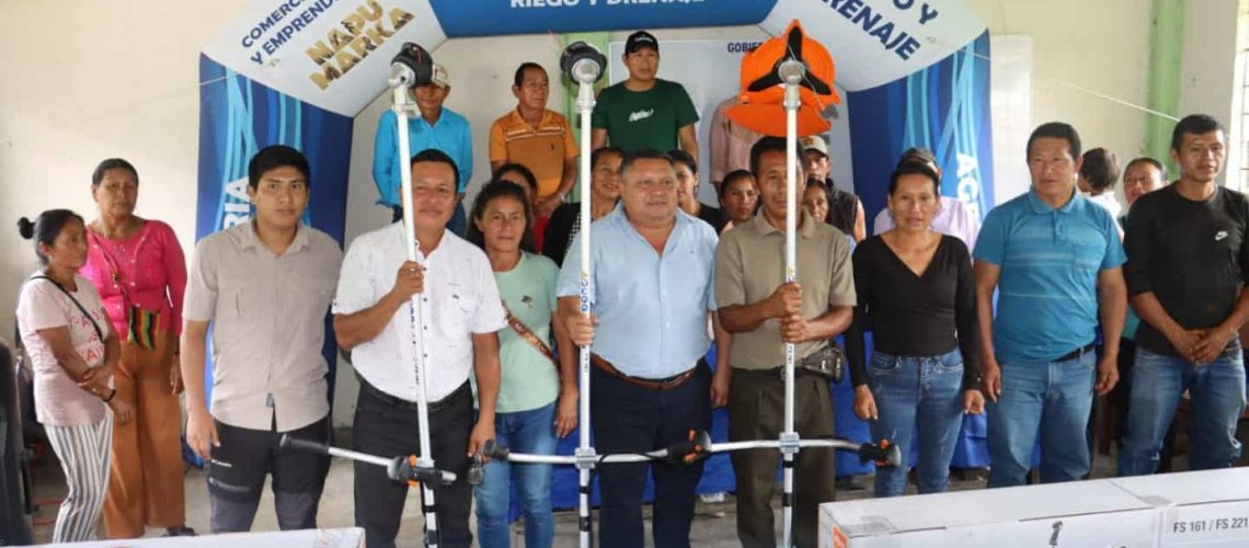 entrega de desbrozadoras a la comunidad autónoma kichwa sardinas – parroquia cotundo, cantón archidona