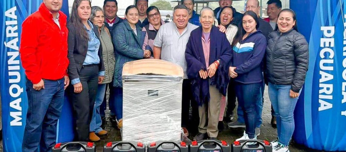 entrega de equipos para ganaderos y productores lácteos – cantón quijos