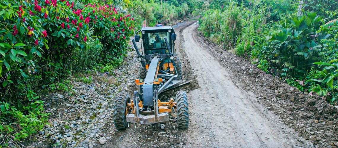 mantenimiento vial en la vía las yerbitas – ongota