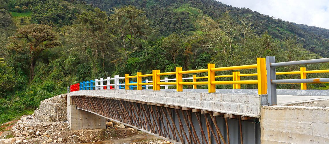 oyacachi río jariyacu inaugración de puente