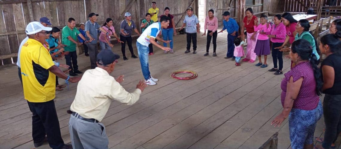programa “atendiendo juntos al adulto mayor” en tamia urku