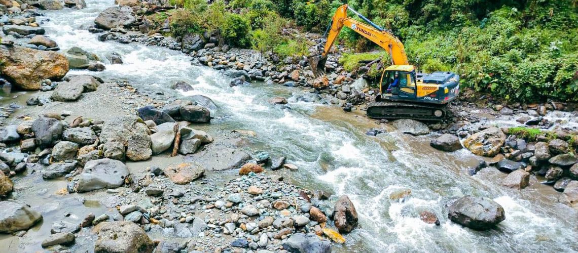 protección de las bases del puente en el sector bermejo