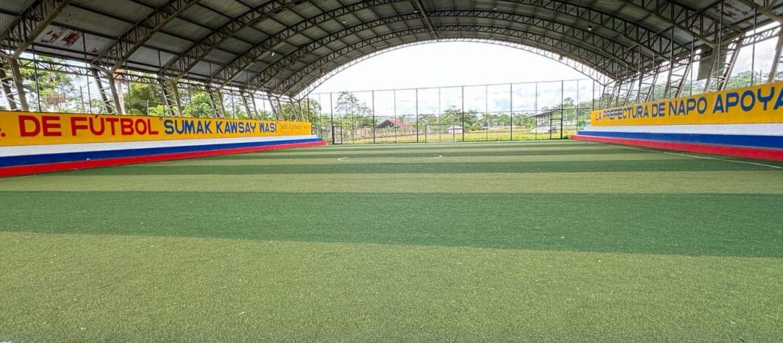 renovación de la cancha cubierta del recinto ferial de tena