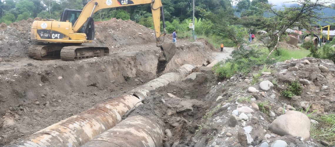 trabajos de drenaje y colocación de alcantarillas en la comunidad de yutzupino