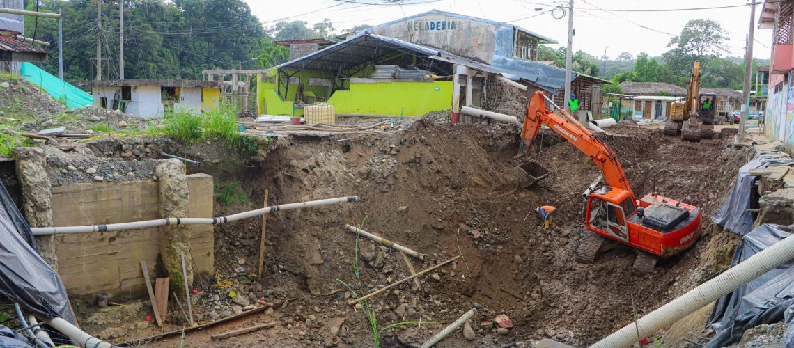 visita técnica a la construcción del puente sobre el río napo – parroquia misahuallí