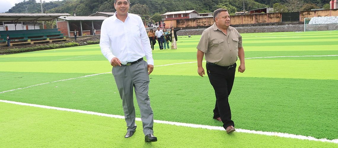 web visita al estadio sintentico en el canto el chaco