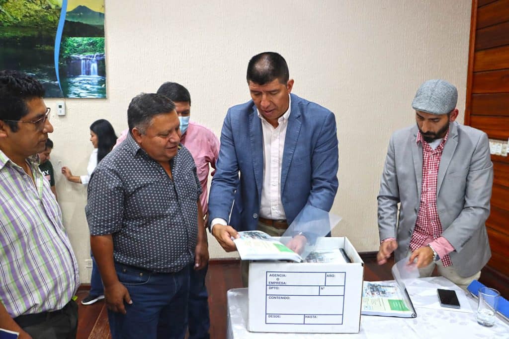 entrega de estudios del “hospital de enfermedades catastróficas regional amazónico” en archidona