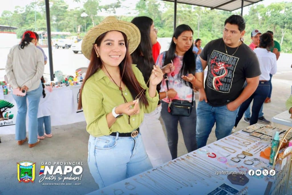 feria de emprendimientos impulsa la reactivación económica en cotundo