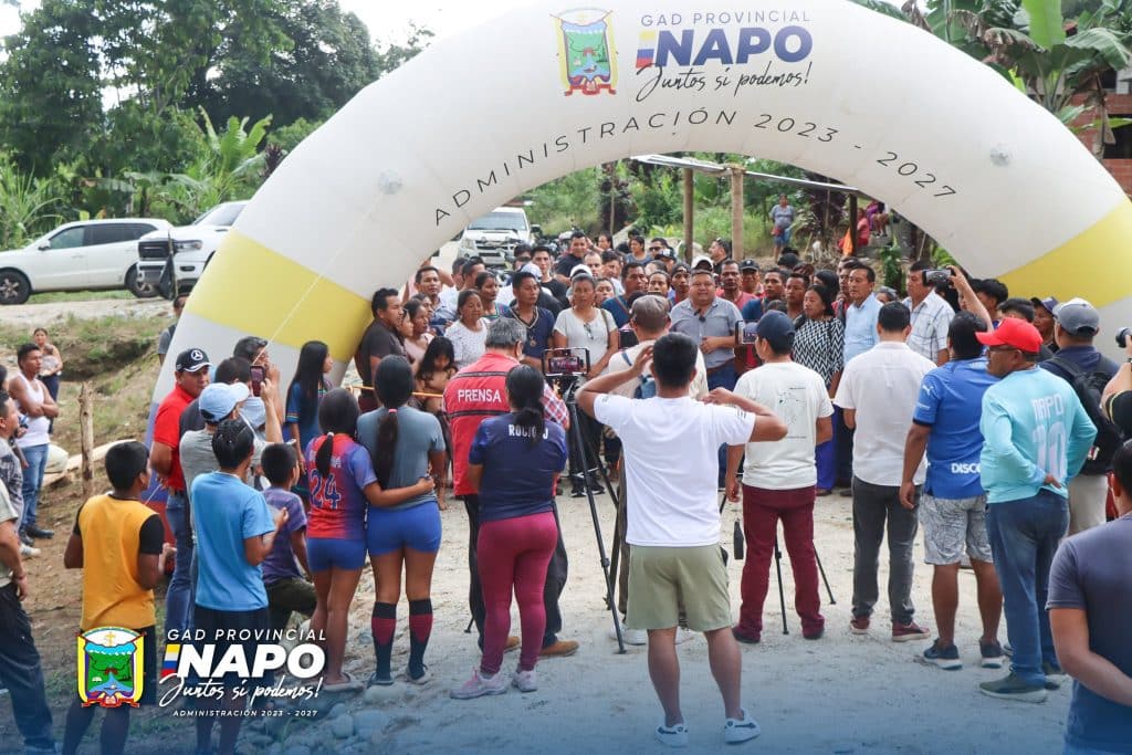 inauguración de 1,2 km de calles en las carmelitas – pano