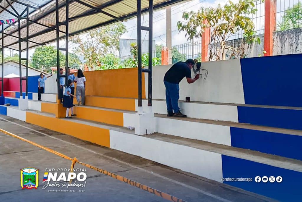 mejoramiento de cancha en la escuela aurelio guerrero fortalece espacios educativos en rukullakta, archidona