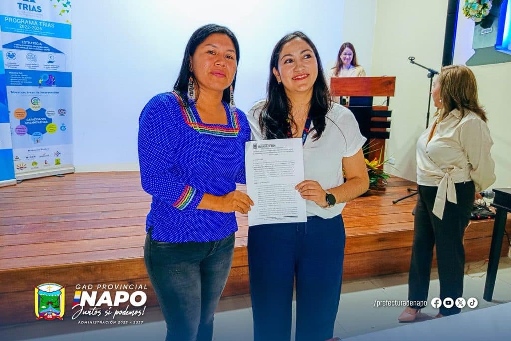 prefectura de napo y la organización trias realizaron la firma simbólica del convenio marco de cooperación interinstitucional