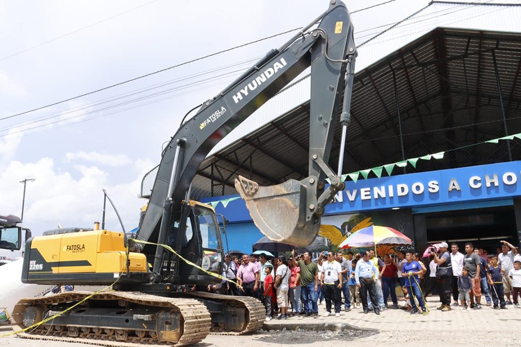 web entrega de excavadora chonta punta